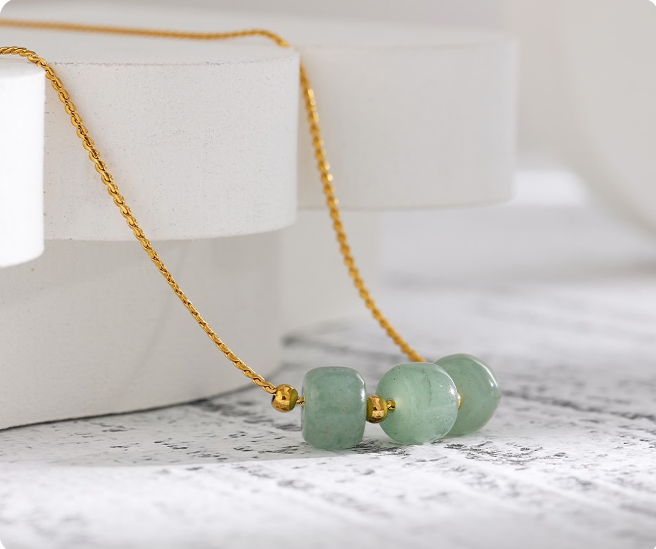 Tour de cou  « AVENTURINE »28€