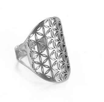 Bague fleur de vie « Antinéa » acier 14€